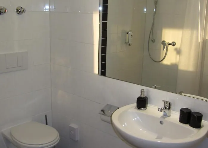 Willmersdorfer Hof 4* Котбус